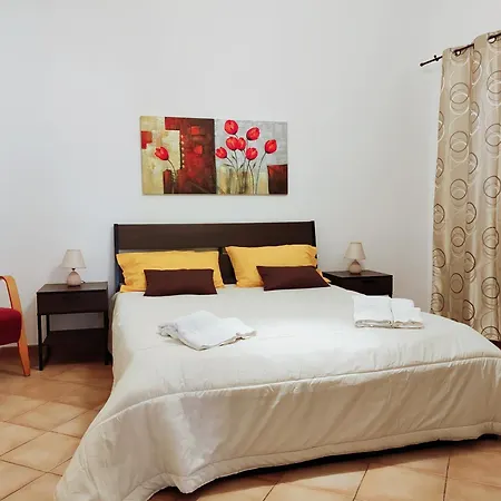 Chiara's Holiday House Centro Storico Apartment Palermo